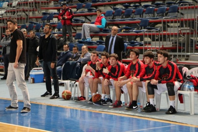 Basketbol Grup Maçları Başladı
