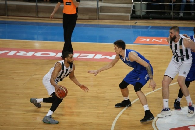 Sakarya Büyükşehir Basket, İstanbul'a boyun eğdi