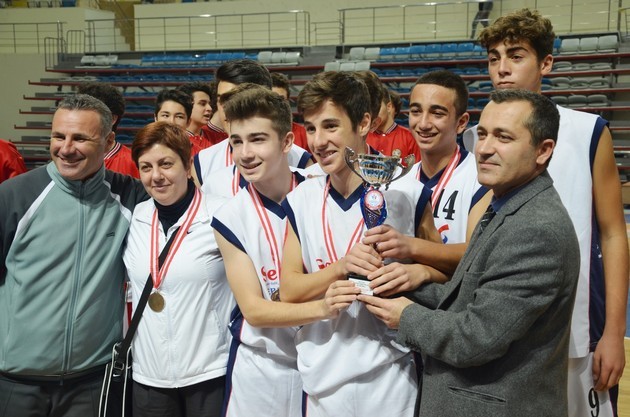 Basketbolda Şampiyonluk Heyecanı Yaşandı