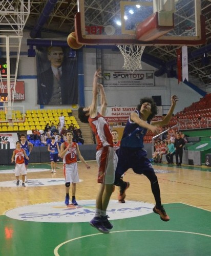 Basketbolda Şampiyon Okullar belli oldu