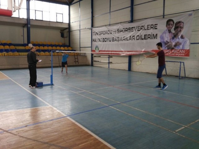 Badmintonda madalya sevinci