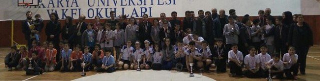 Badmintonda ödüller verildi