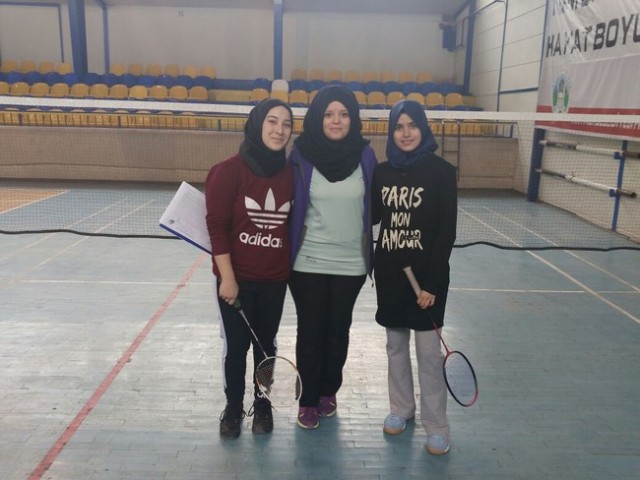 Badmintonda madalya sevinci