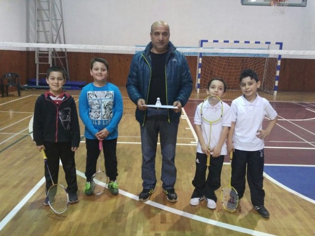 Badmintonda ödüller verildi