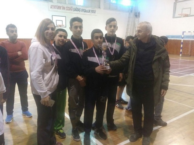 Badmintonda seçmeler yapıldı