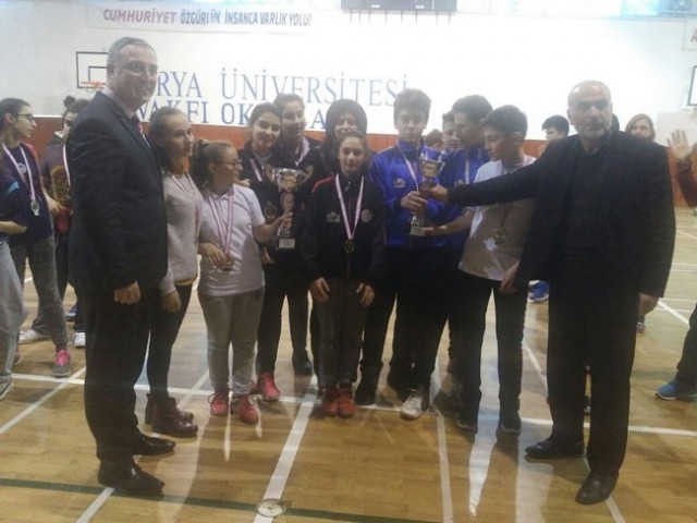 Badmintonda seçmeler yapıldı