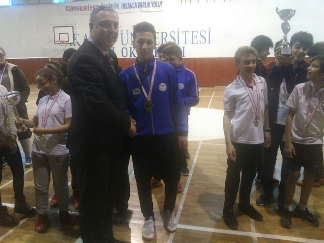 Badmintonda seçmeler yapıldı