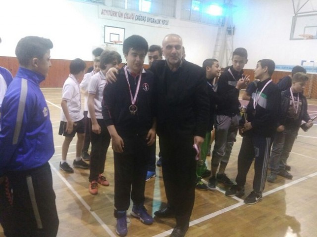 Badmintonda seçmeler yapıldı