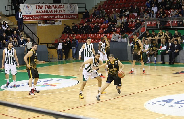 Büyükşehir Basket’ten Galibiyet Serisi