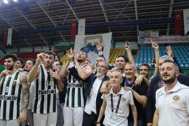 Sakarya Büyükşehir Basket Süper Lige yükseldi