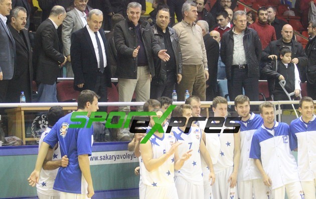 Sakarya Büyükşehir Bld-Bahçelievler Belediye: 65-56