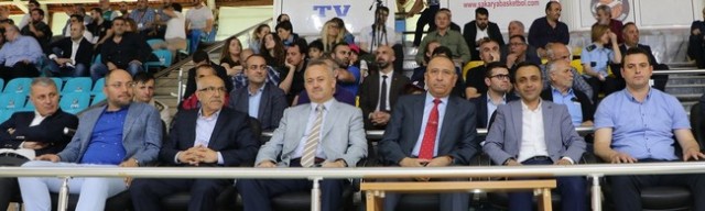 Sakarya Büyükşehir Basket Süper Lige yükseldi