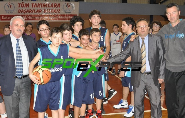 Orta Okullarda SAÜ Vakfı Koleji Şampiyon