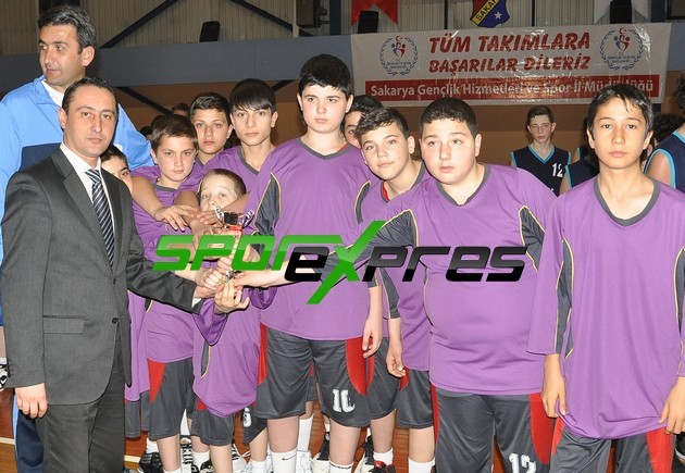 Orta Okullarda SAÜ Vakfı Koleji Şampiyon
