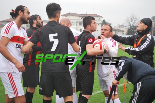 Beyköy Belediyespor- Karasuspor: 1-4
