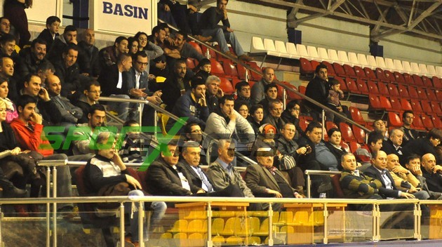 Büyükşehir yenilmezlik serisnii sürdürdü  91-71