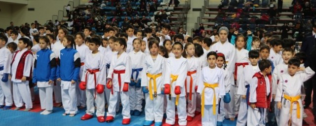 Çanakkale Şehitlerini Anma Karate Turnuvası sona erdi