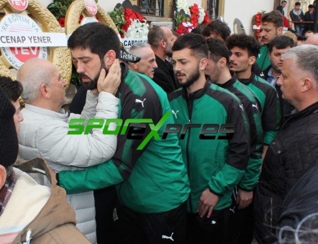Engin Korukır’ın annesi toprağa verildi