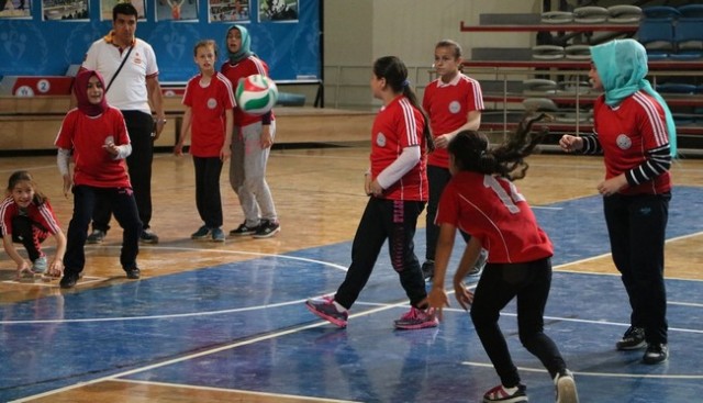 Geleneksel Çocuk Oyunları Şenlikleri sona erdi.