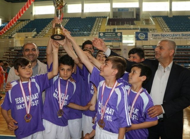 Geleneksel Çocuk Oyunları Şenlikleri sona erdi.