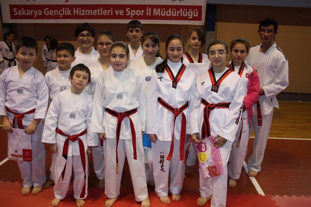 Taekwondo'da DAN sınavı yapıldı
