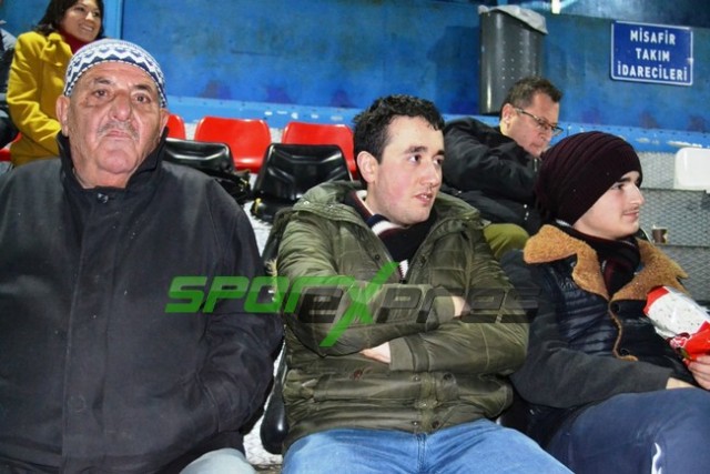 Demirspor U14 rahat kazandı