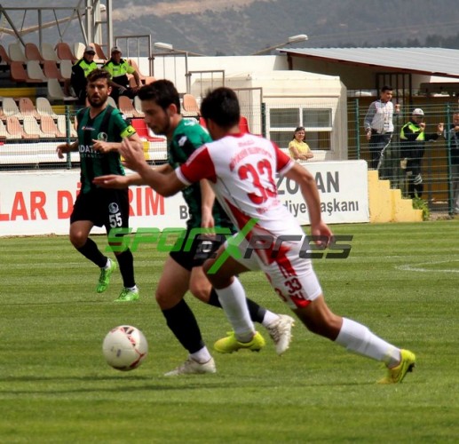 Denizli B.Ş Belediyespor-Sakaryaspor:3-0