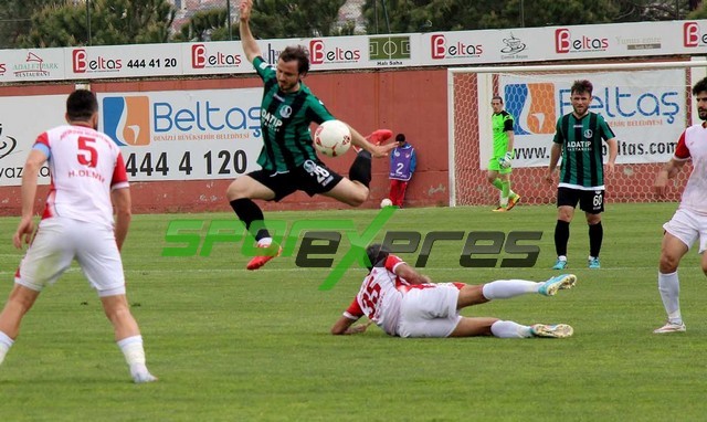 Denizli B.Ş Belediyespor-Sakaryaspor:3-0
