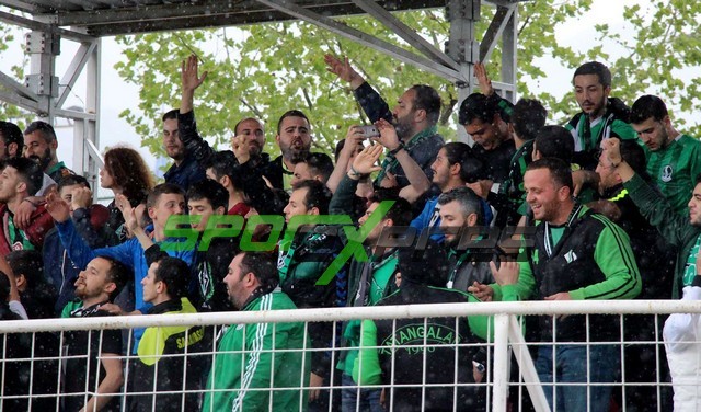 Denizli B.Ş Belediyespor-Sakaryaspor:3-0