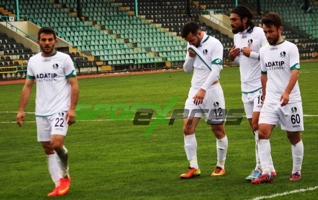 Derincespor-Sakaryaspor:0-0