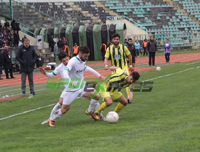 Derincespor-Sakaryaspor:0-0