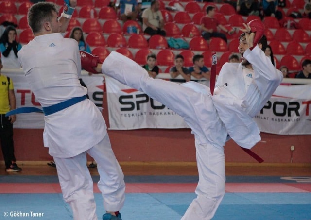 Büyükşehir Karate'den 17 Madalya