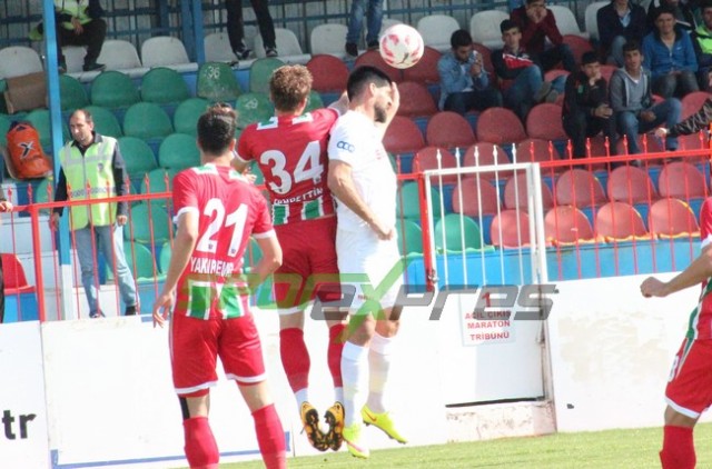 Diyarbekirspor-Sakaryaspor: 0-1