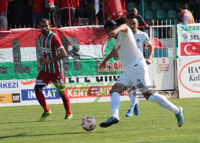 Diyarbekirspor-Sakaryaspor: 0-1