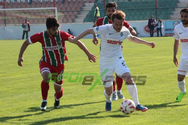 Diyarbekirspor-Sakaryaspor: 0-1