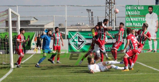 Diyarbekirspor-Sakaryaspor: 0-1