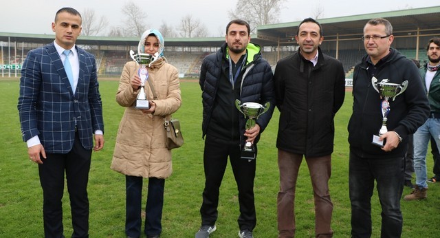 Engelleri aştılar