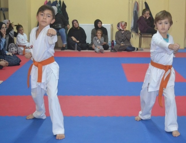 Erenlerde Karate Coşkusu