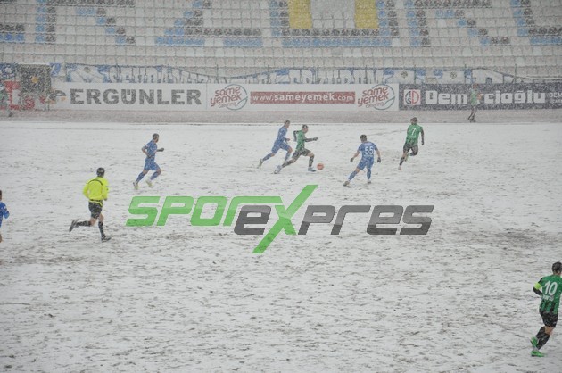 Erzurum B.Belediyespor - Sakaryaspor:2-1