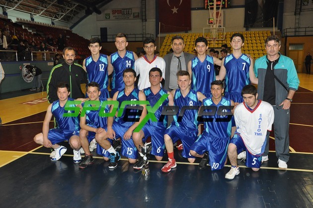 Basketbol'da Şampiyon SATSO Meslek Lisesi
