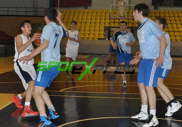 Basketbol'da Şampiyon SATSO Meslek Lisesi