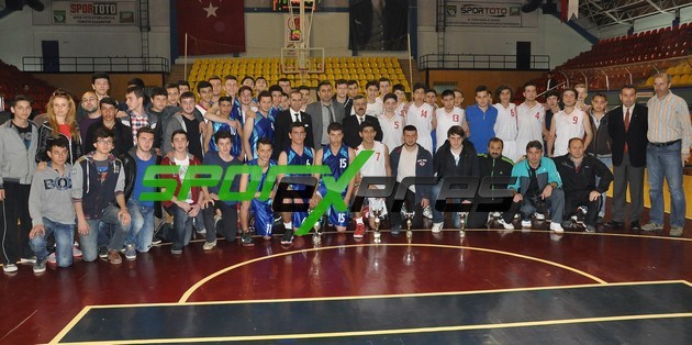 Basketbol'da Şampiyon SATSO Meslek Lisesi