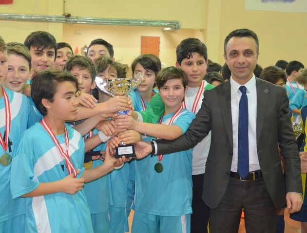 Futsal'da Evrenköy ve Zübeyde Hanım Şampiyom