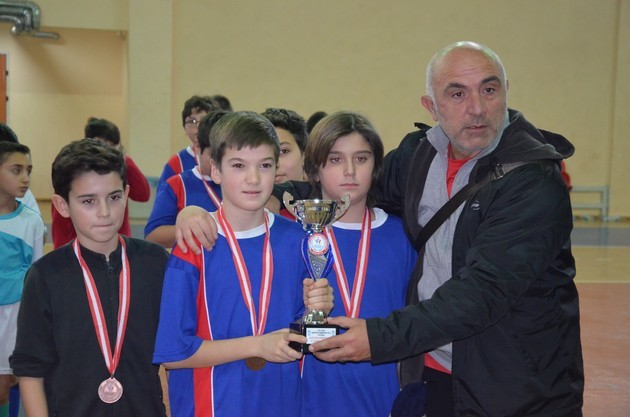 Futsal'da Evrenköy ve Zübeyde Hanım Şampiyom