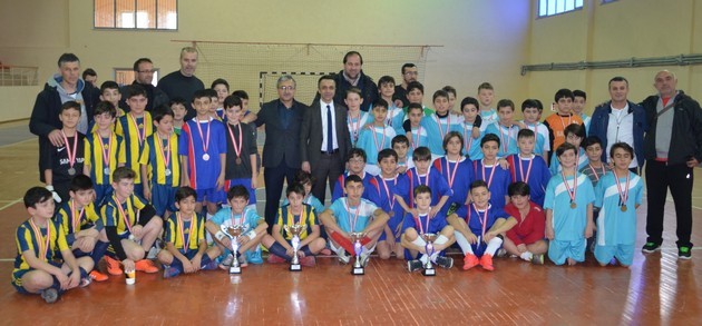 Futsal'da Evrenköy ve Zübeyde Hanım Şampiyom