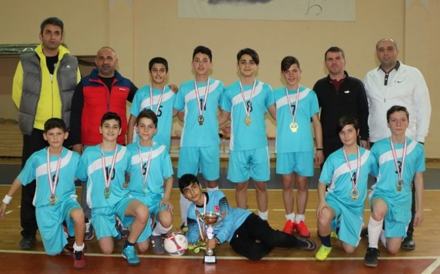 Futsal’da kupa coşkusu