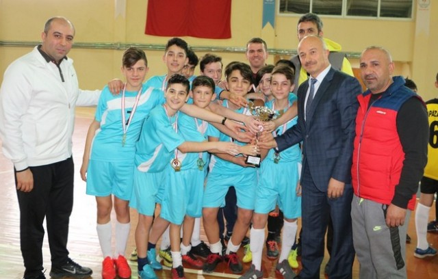 Futsal’da kupa coşkusu