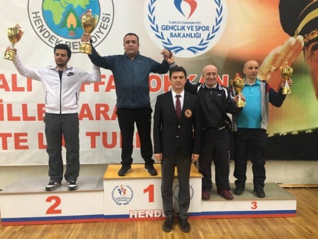 Karateciler Gaffar Okkan Turnuvası'nda buluştu