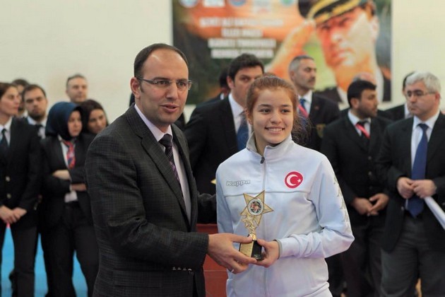 Karateciler Gaffar Okkan'ı unutmadı