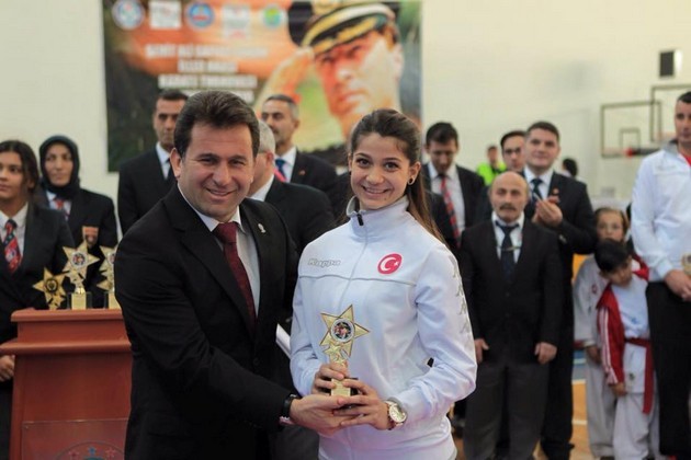 Karateciler Gaffar Okkan'ı unutmadı